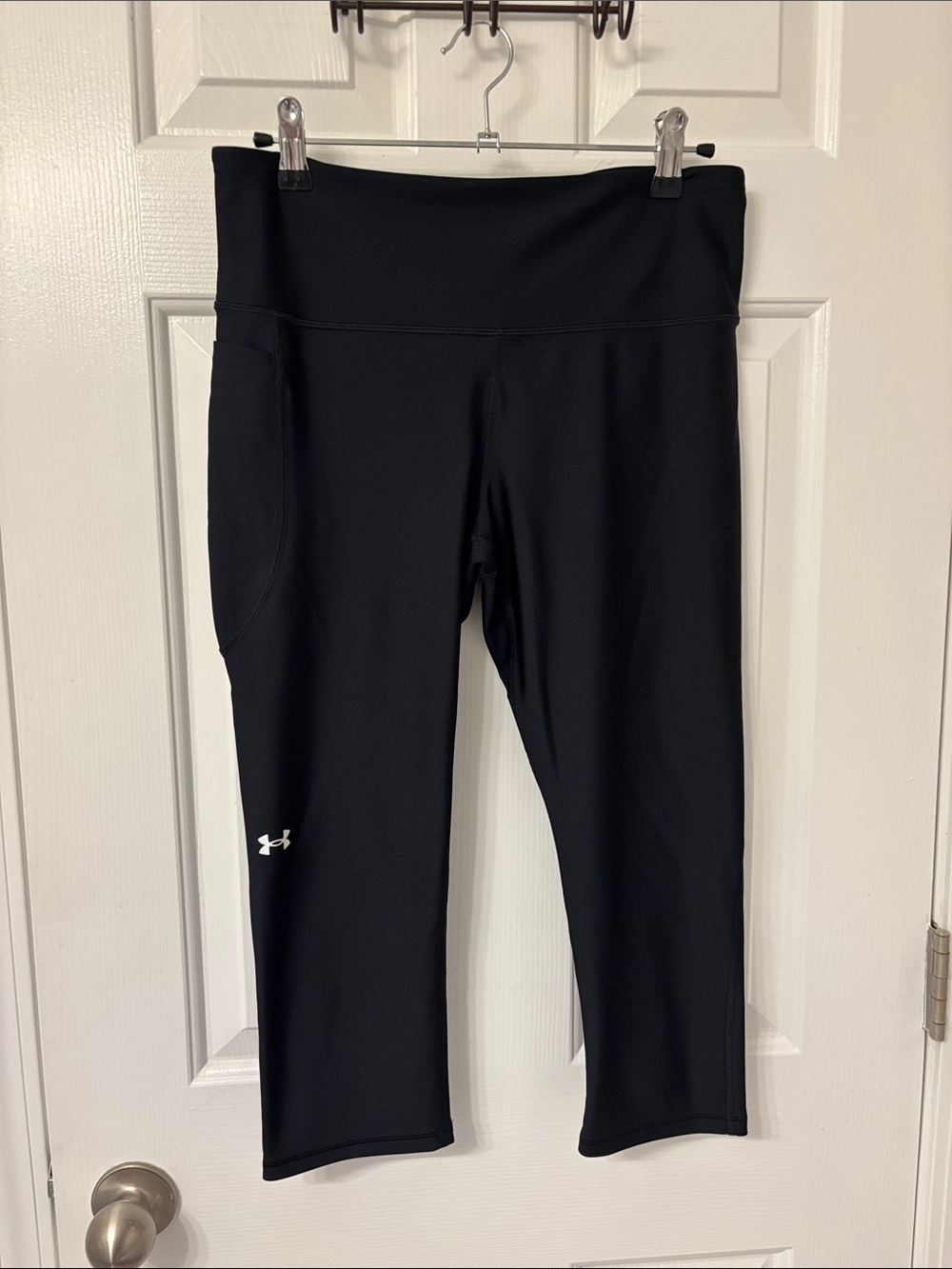 Under Armour Black Performance Capri Leggings